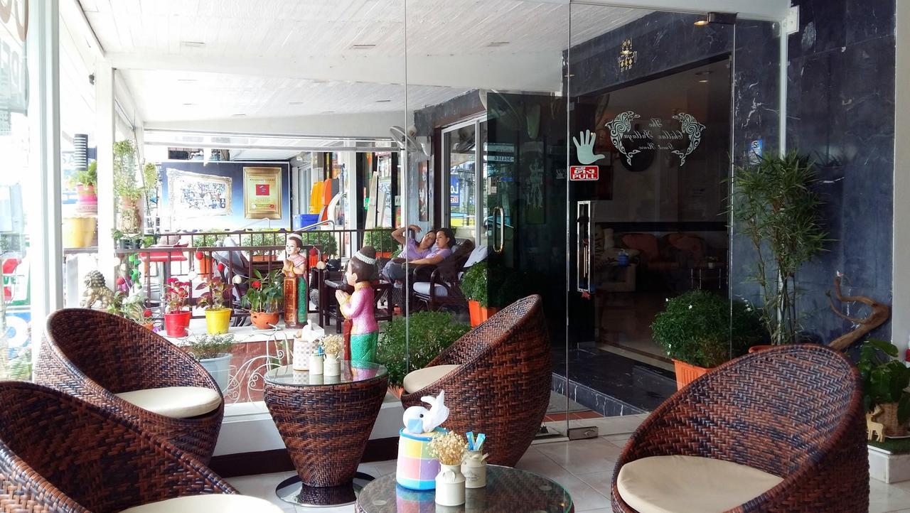 Hotel The Chillax Pattaya Esterno foto