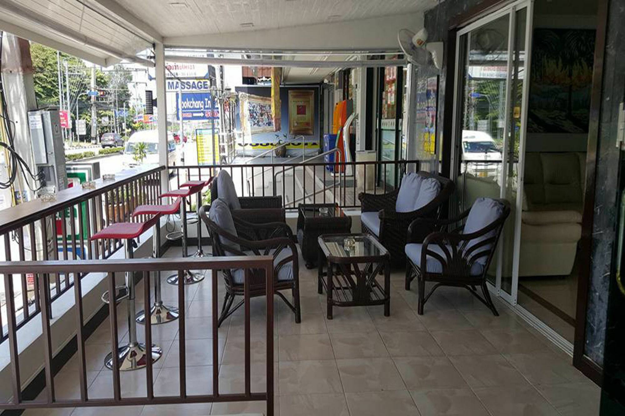 Hotel The Chillax Pattaya Esterno foto