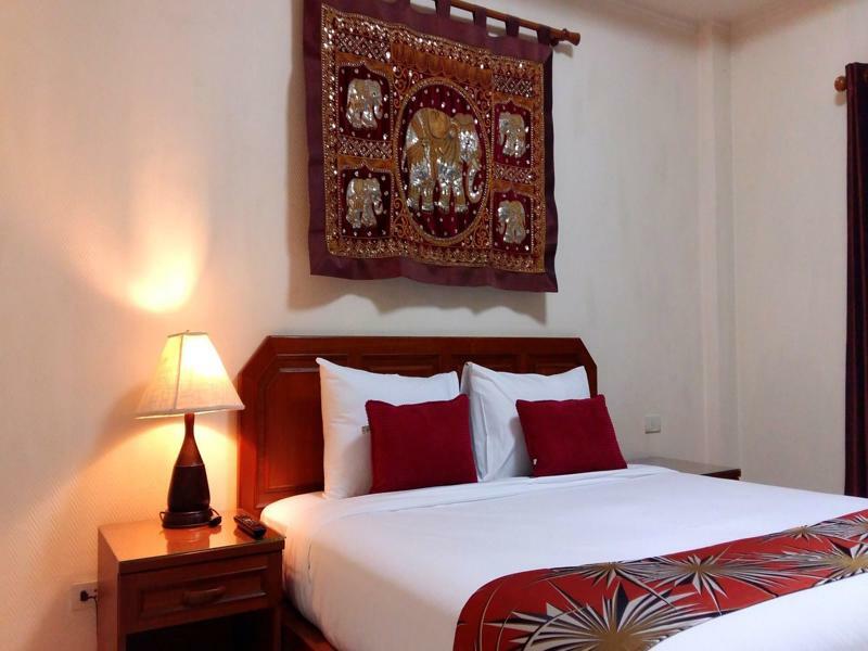 Hotel The Chillax Pattaya Esterno foto